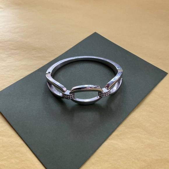 Brighton Jewelry - Vintage Brighton Bracelet with crystal emblesshmint